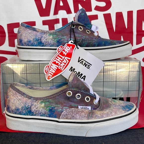 Vans Authentic
(MoMA) Claude Monet
VNOA2Z5118H
WMNS sneakers - Picture 1 of 16